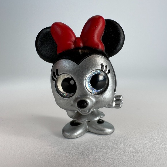 Disney Doorables Mickey Minnie & Friends Multi Series Lot of 16 Pixels Exclusive - Picture 7 of 9